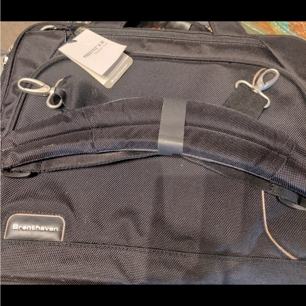 Brenthaven shoulder computer case